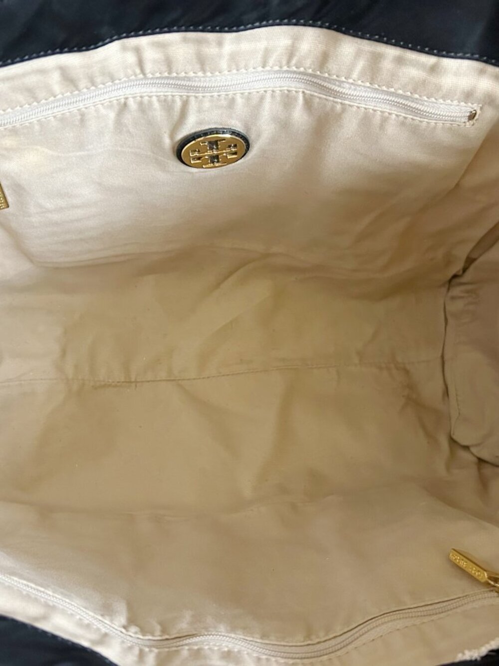 Men Bags Subcategory Classification - Picture 5 of 8